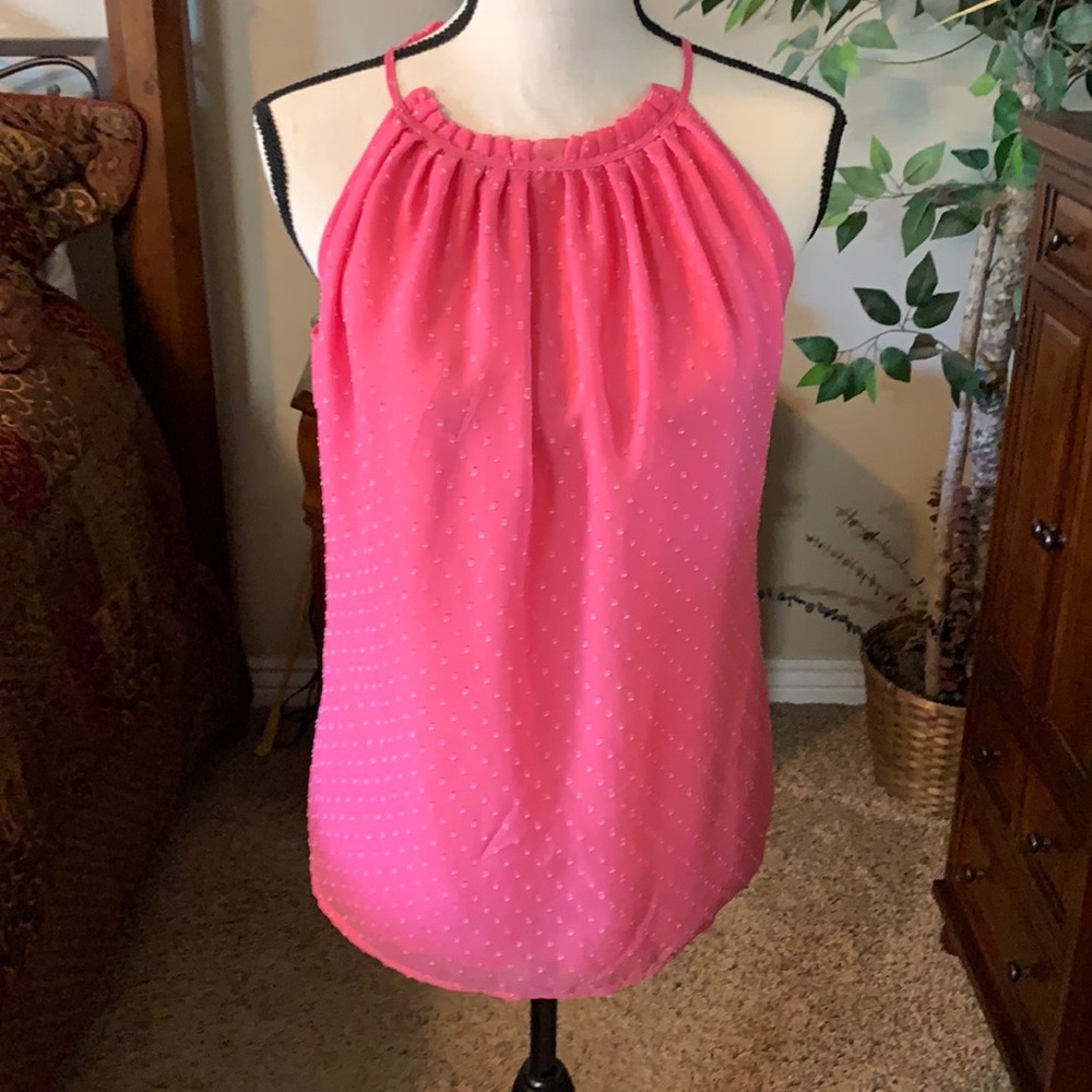 Hot pink tank